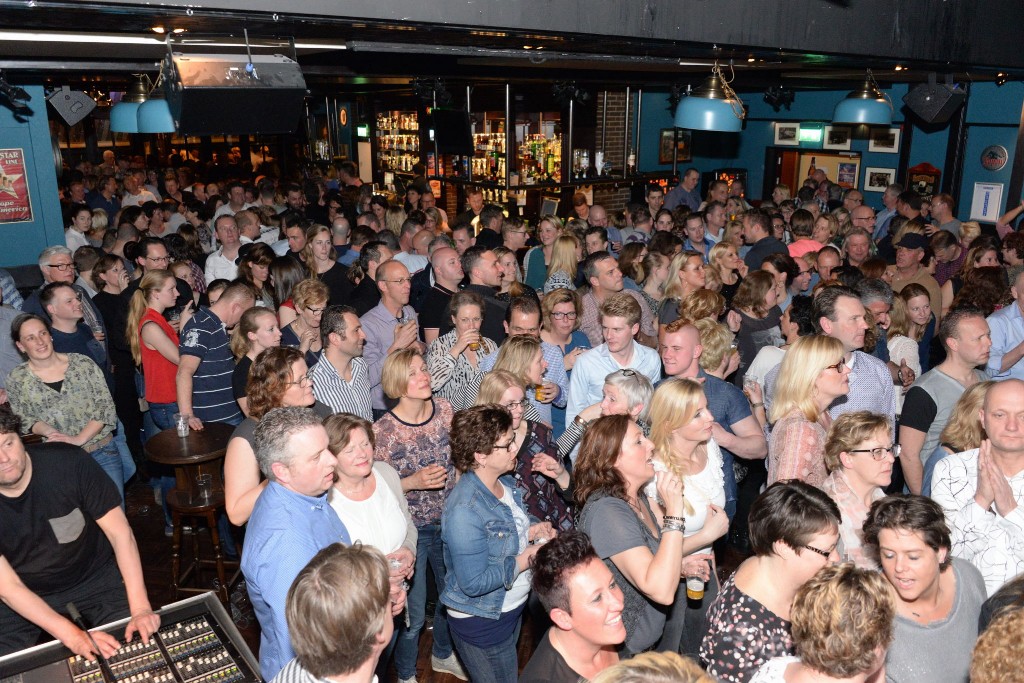 ../Images/Heel Noordwijkerhout zingt Hazes 408.jpg